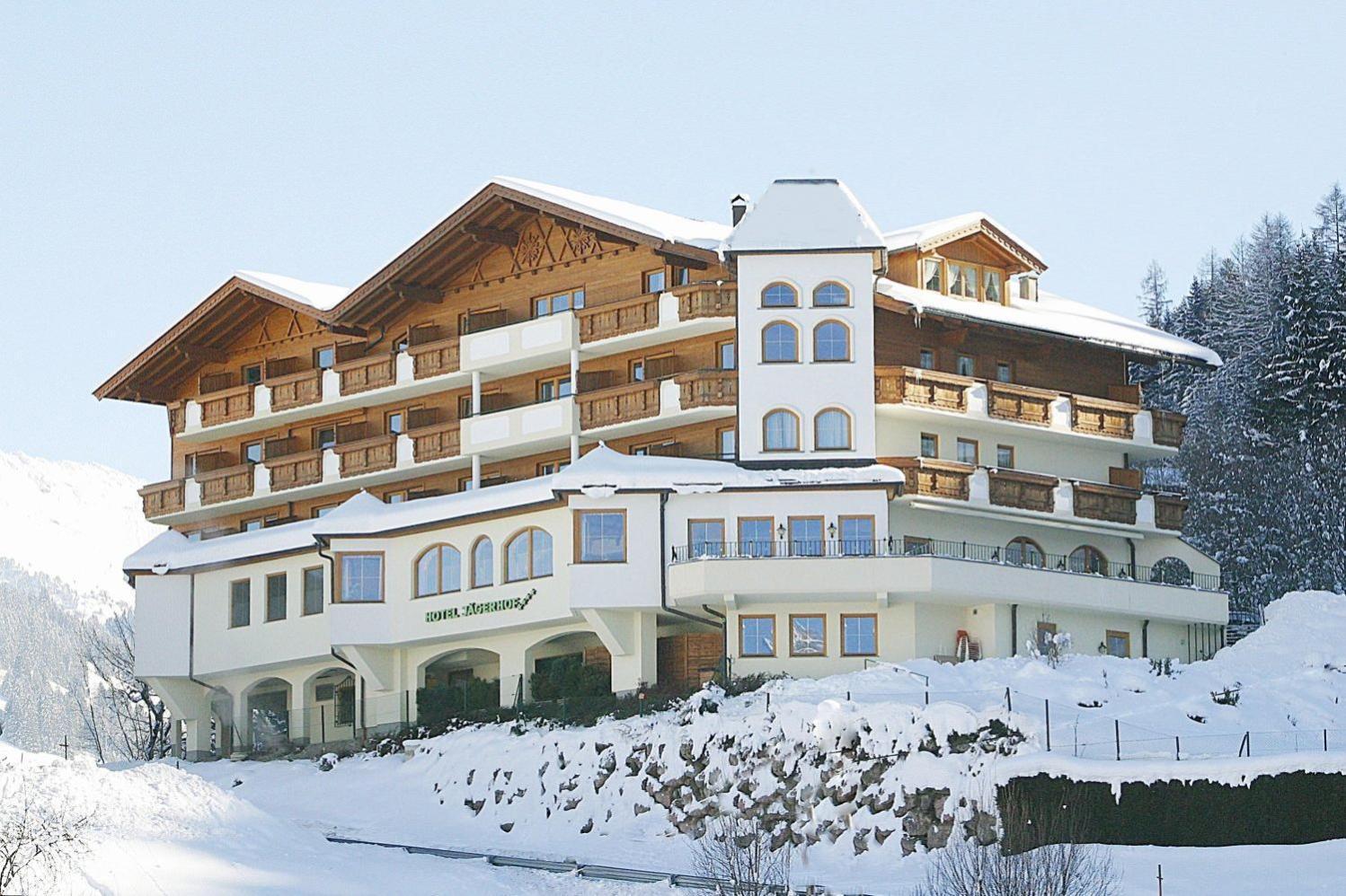 Hotel Jaegerhof Kolsassberg Экстерьер фото