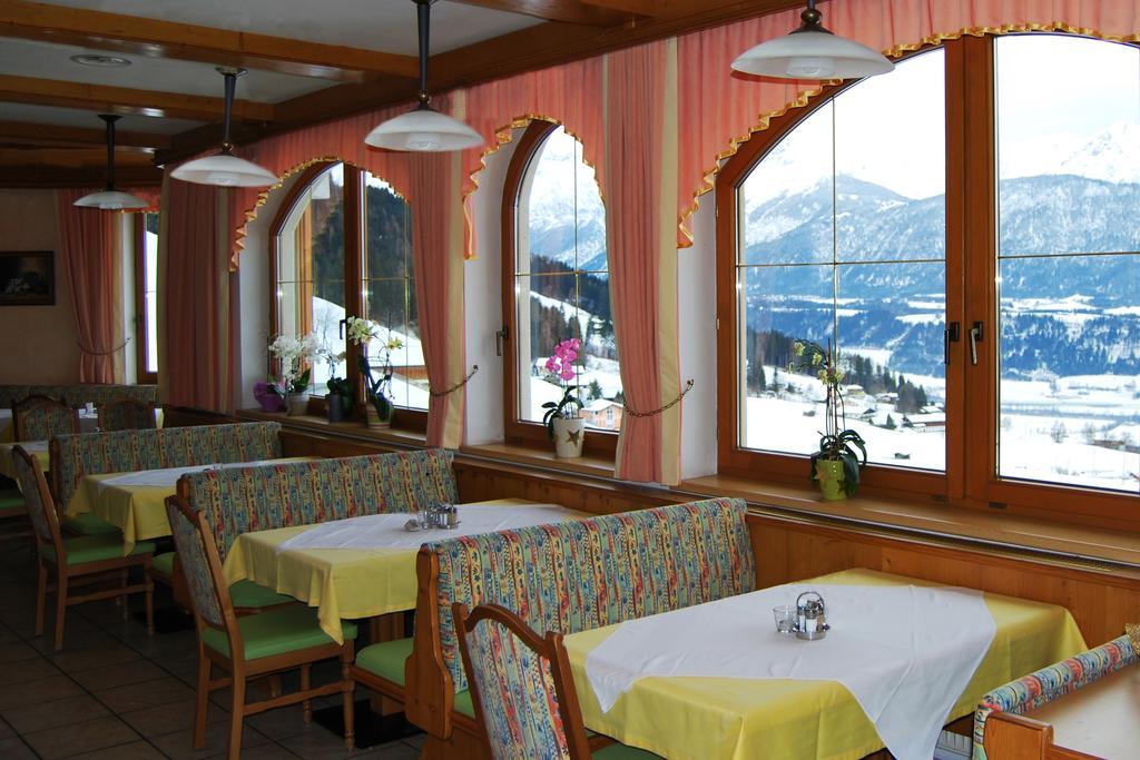 Hotel Jaegerhof Kolsassberg Экстерьер фото