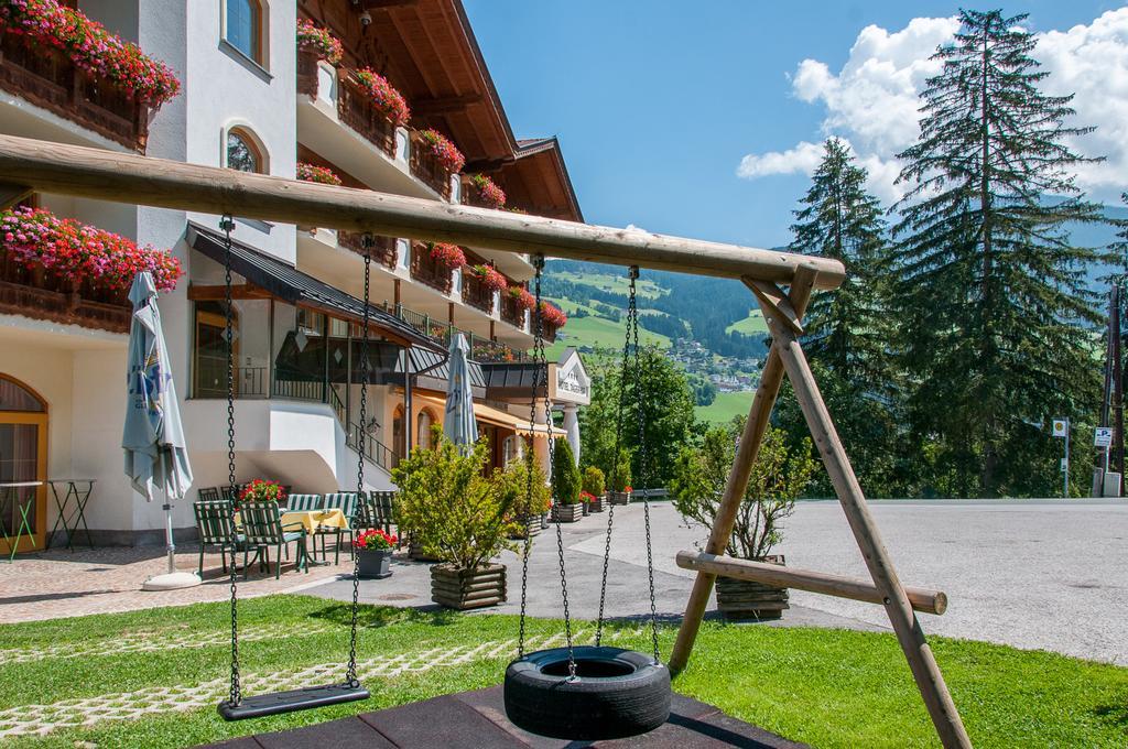 Hotel Jaegerhof Kolsassberg Экстерьер фото